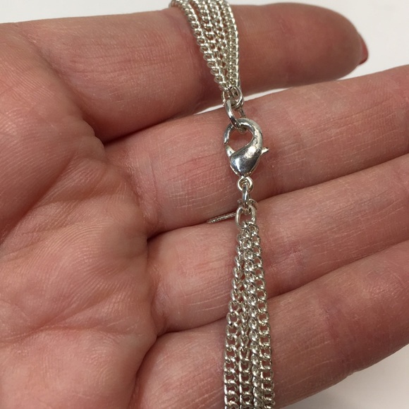 Silver Necklace Set with Pearls - Picture 8 of 11